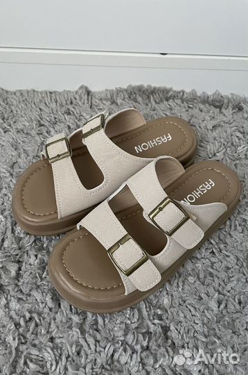 Сандалии