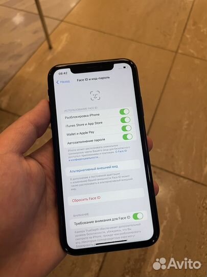 iPhone Xr, 64 ГБ