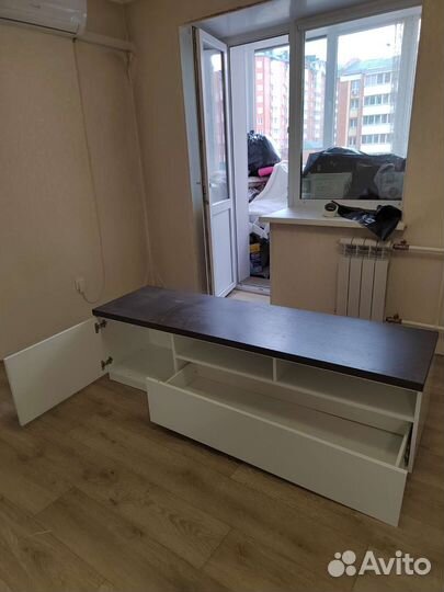 Тумба под телевизор