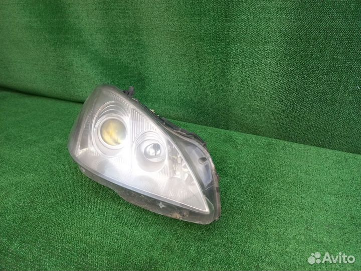 Фара правая Mercedes-benz S-Class S500 W221