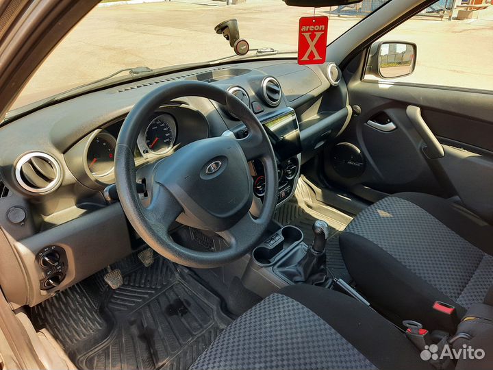 LADA Granta 1.6 МТ, 2013, 118 330 км