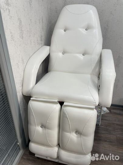 Педикюрное кресло