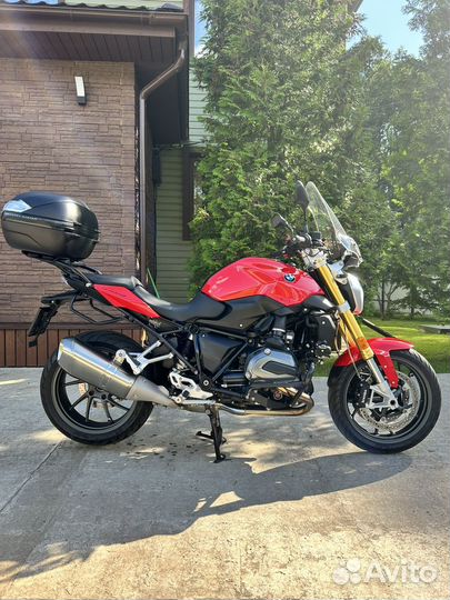 BMW R1200R