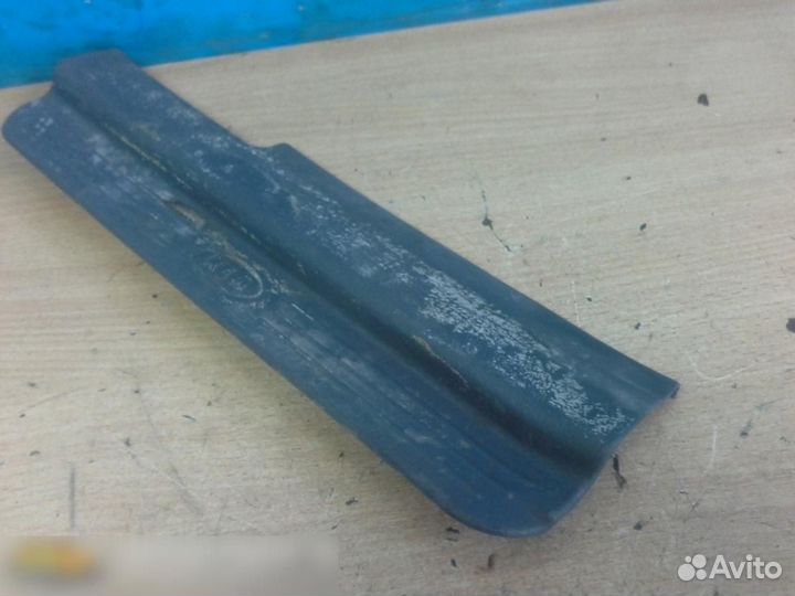 Накладка порога (внутренняя) Kia Spectra 2001-2011