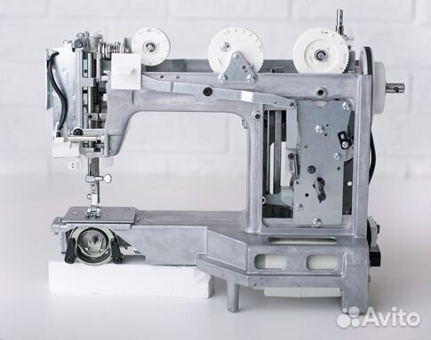 Швейная машина Necchi 4222