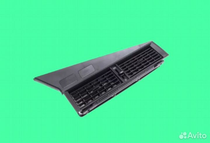 Дефлектор центр. Парус Мерседес W201 190