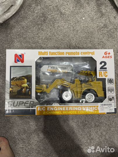 Машинка на пульте управления