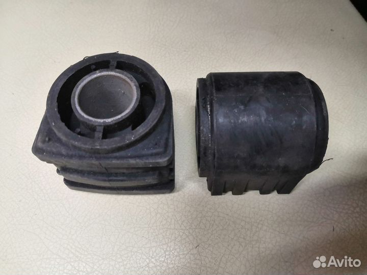Сайлентблок рычага переднего Chrysler/Dodge