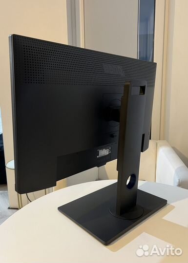 Benq 4K монитор 27'' PD2700U как новый