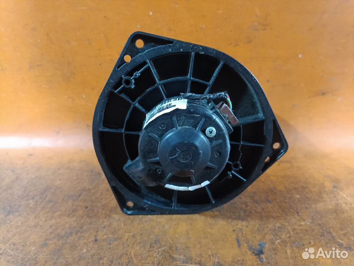 Моторчик печки Honda Stepwgn RK1