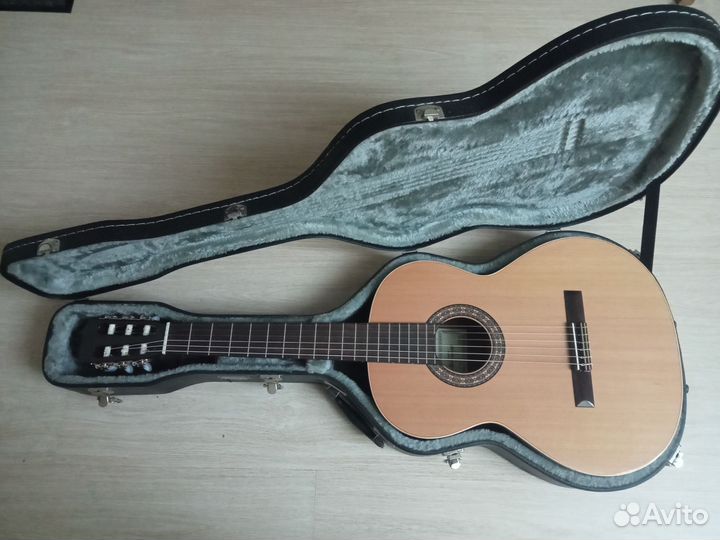 Классическая гитара шестиструнная бу