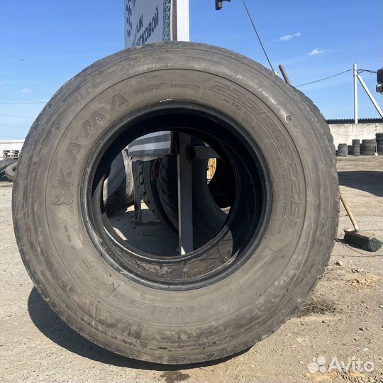 Грузовые шины б/у 295/80 R22.5 Кама