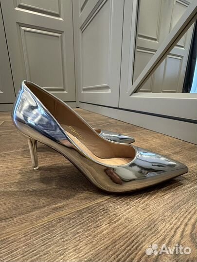 Туфли лодочки лаковые 37 серебряные