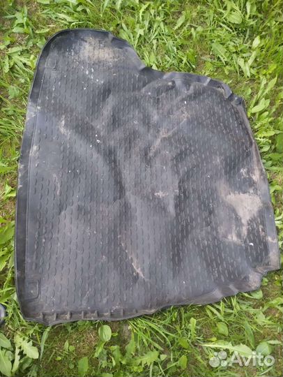 Коврик резиновый в багажник hyundai sonata 2010 г