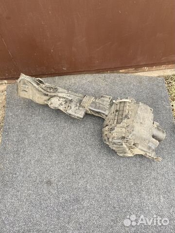 Корпус воздушного фильтра Mitsubishi Outlander XL