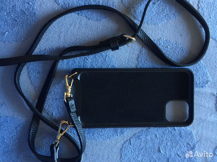 Чехол на iPhone 11 кожаный