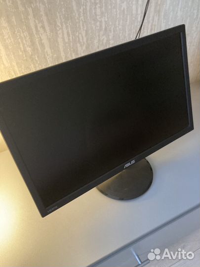 Монитор Asus
