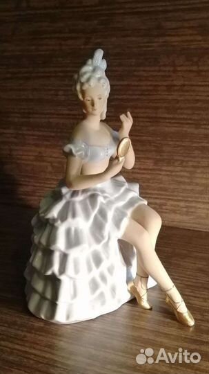 Фарфоровые статуэтки Балерина