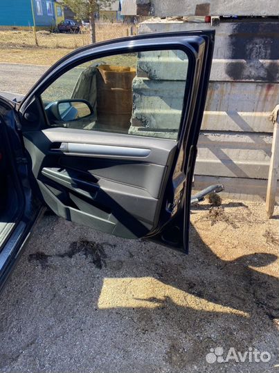 Двери Opel Astra H 2008
