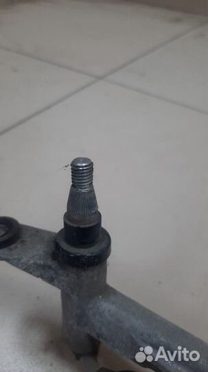 Трапеция стеклоочистителей LADA Kalina