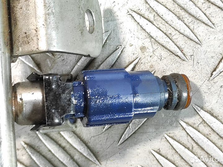 Форсунка двигателя Kia Ceed 2007 2012