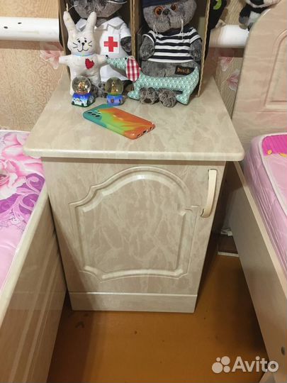 Спальный гарнитур б/у