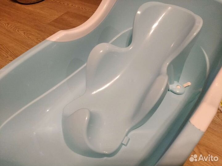 Ванночка для купания с подставкой