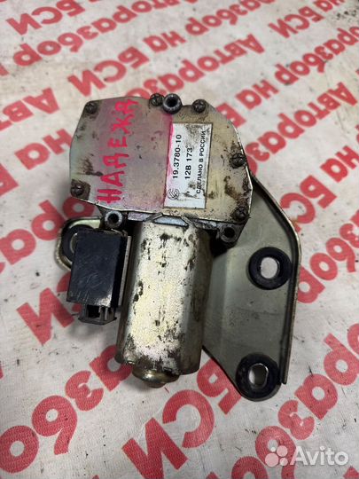 Моторчик заднего дворника надежда 2120