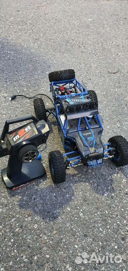 Радиоуправляемая машина большая