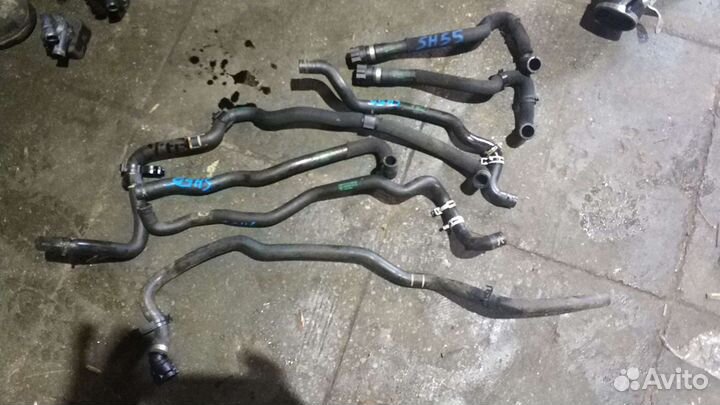 Патрубки охлаждения двигателя BMW 7 F02 N63B44