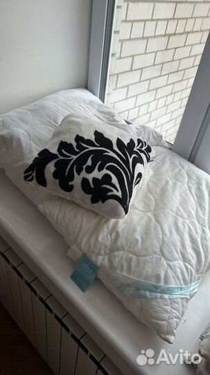 Подушка для сна 70*70