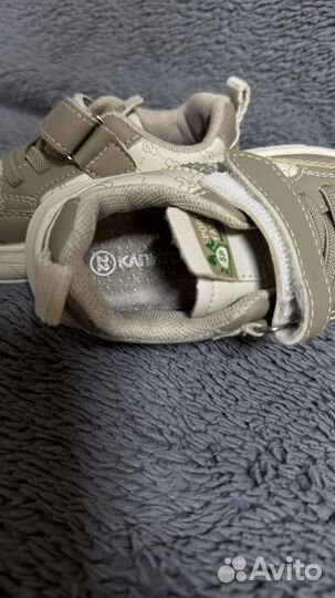 Кроссовки детские