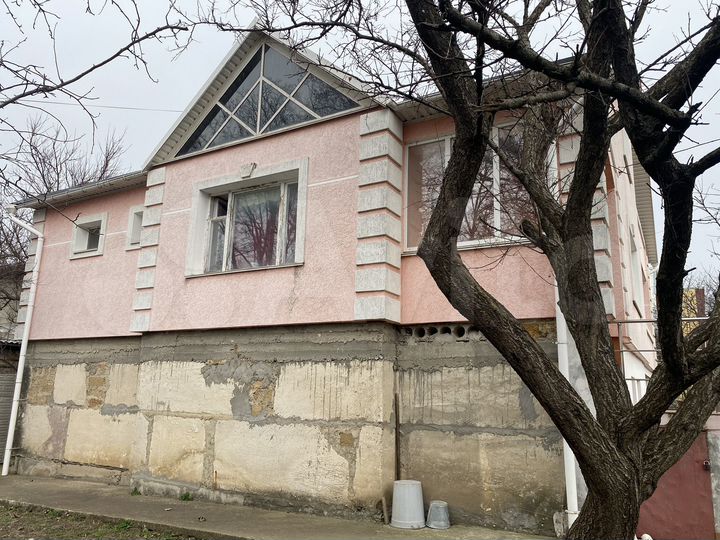 Дом 280 м² на участке 5 сот.