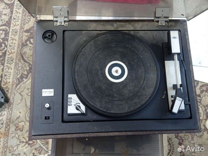 Радиола мелодия 104