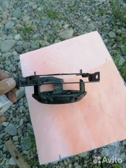 Рамка и Кронштейн фары противотуманной левый