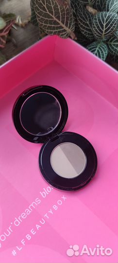 Anastasia beverly hills тени для бровей