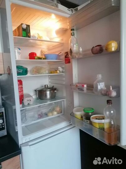Холодильник hotpoint ariston бу