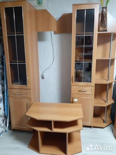 Стенка в гостиную