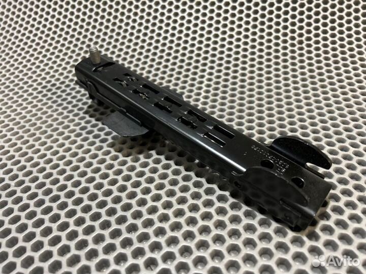 Механизм регулировки ремня безопасности передний