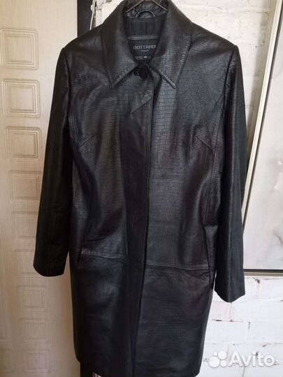 Полупальто. Кожа