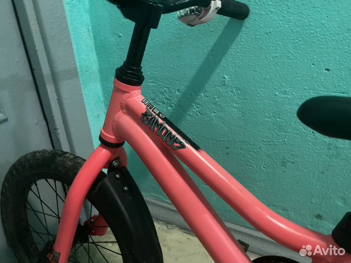 Детский велосипед трехколесный бу(италия)