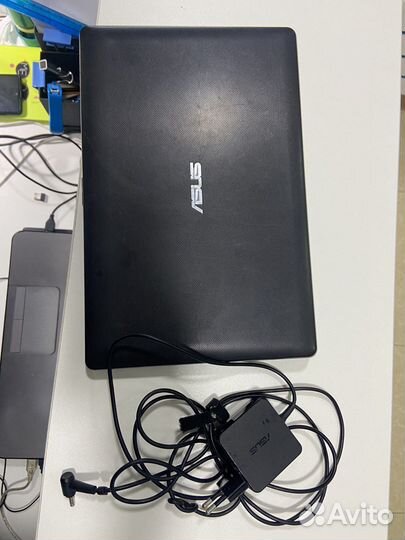 Asus x200la