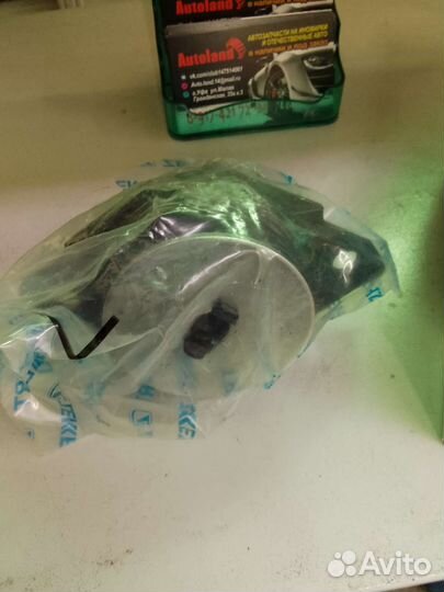 Опора двигателя зад. VW Golf, Passat III, Polo II