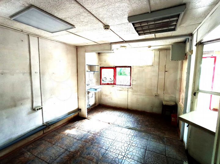 Сдам торговое помещение, 12 м²