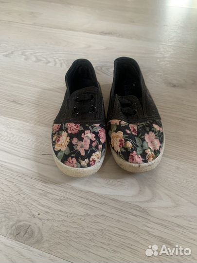 Слипоны для девочки