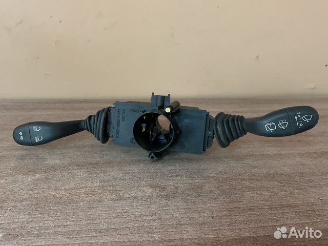 Переключатель подрулевой Scoda Felicia