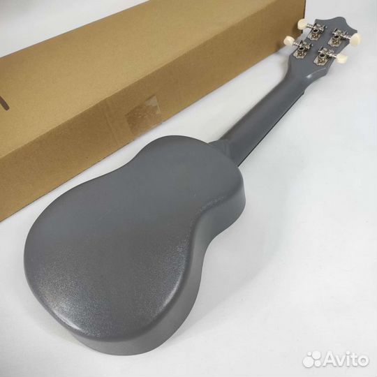 Укулеле сопрано новая