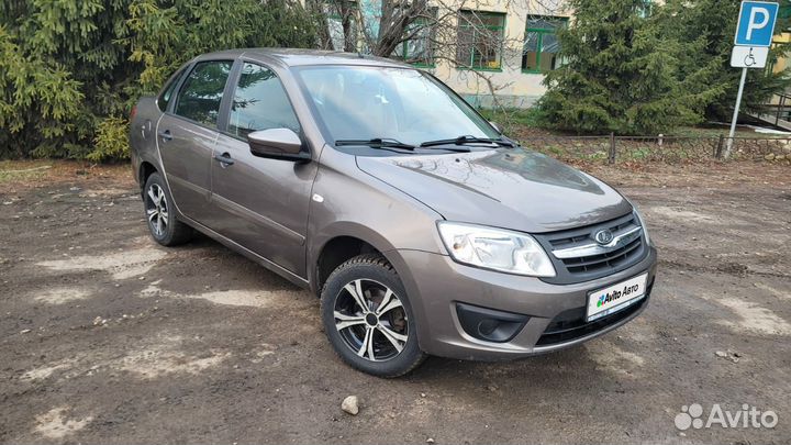 LADA Granta 1.6 МТ, 2017, 45 678 км