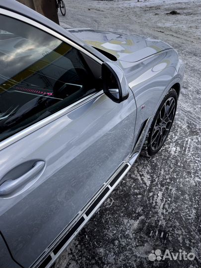 BMW X7 3.0 AT, 2024, 14 000 км