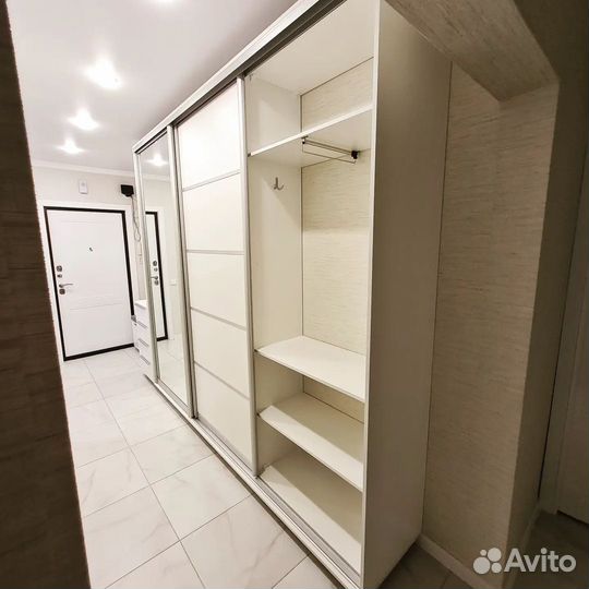 Шкаф купе встроенный